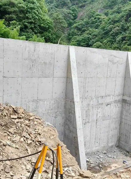 张家口万全县重力式挡土墙